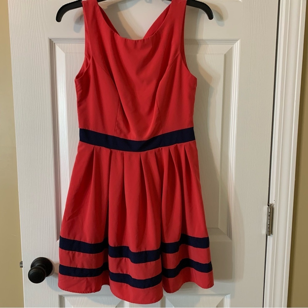B Darlin Pink and Navy Blue Pleated Cross Back Sleeveless Mini Dress, size 7/8 - Picture 8 of 8